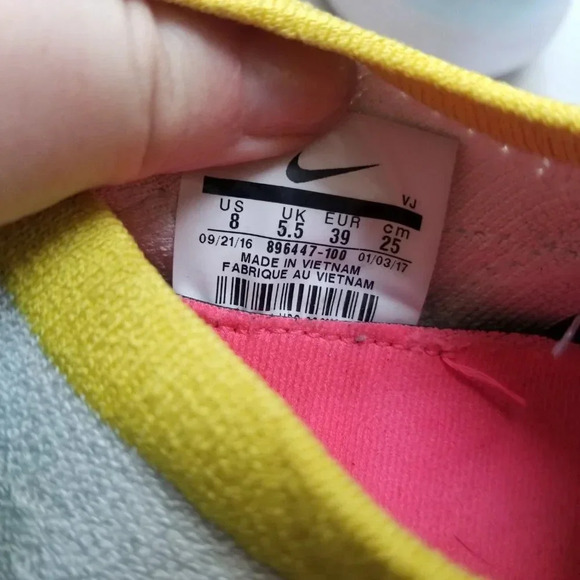 Nike Air Sockracer Flyknit White/Glacier Blue-Racer Pink 8 - Picture 3 of 12